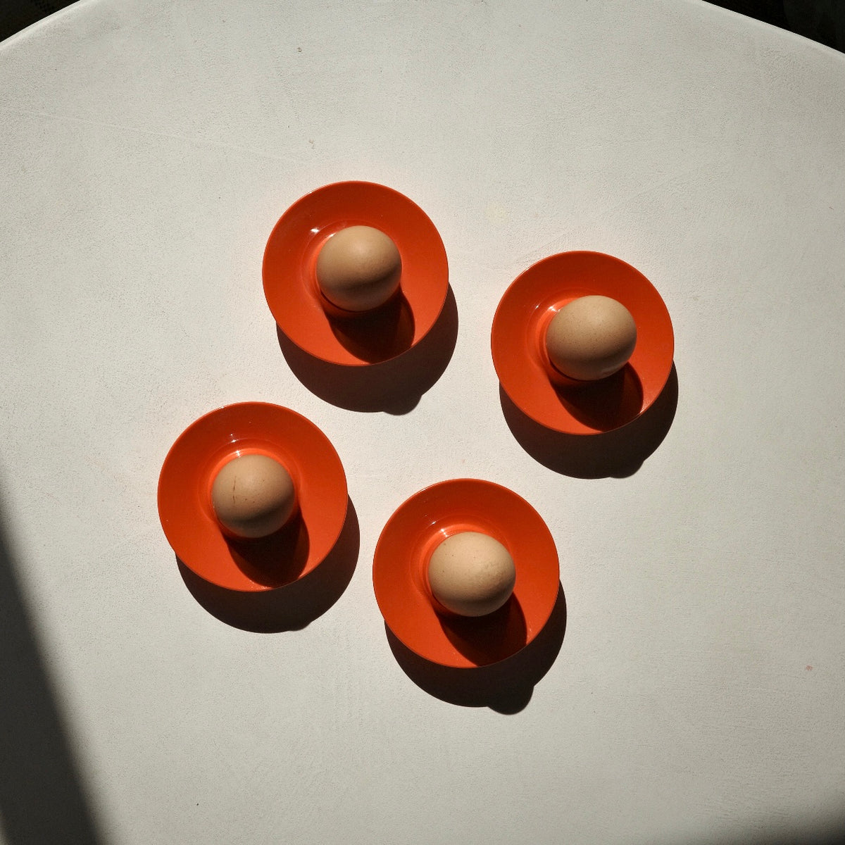 THE VINTAGE ROSTI DENMARK MEPAL ORANGE EGG CUPS